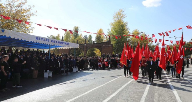 Bitlis’te ‘Cumhuriyet Bayramı’ Kutlandı